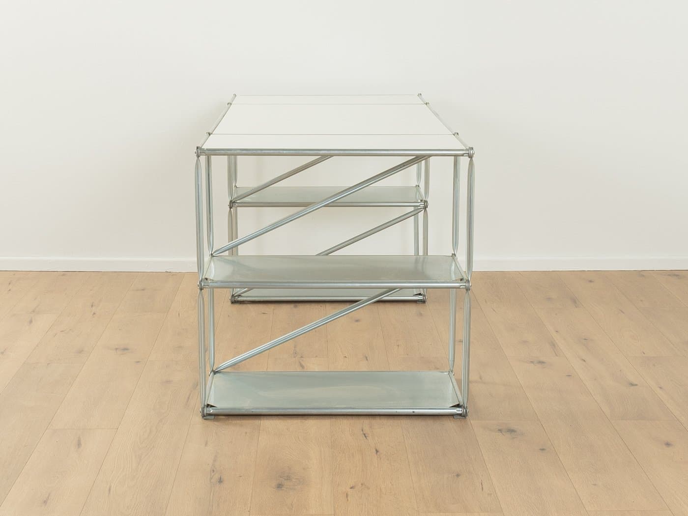 Desk, silver, stainless steel, Germany, 1980s. - 286405