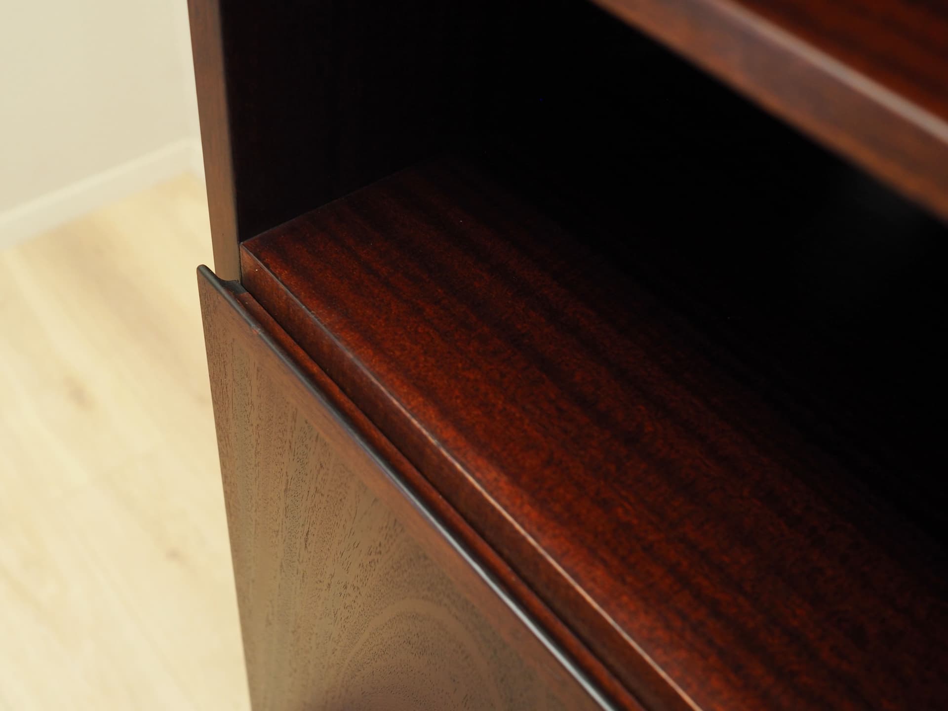 Biblioteczka, mahoń brązowy ciemny, Omann Jun, Dania, lata 70. - 73515