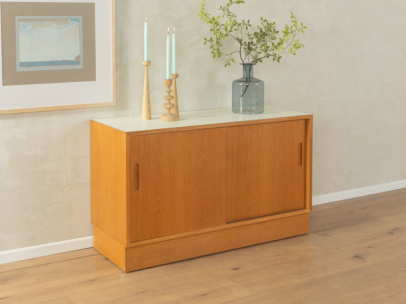 Komoda, dąb brązowy, blat biały, proj. P. Hundevad, Hundevad&Co., Dania, lata 60. - 286354