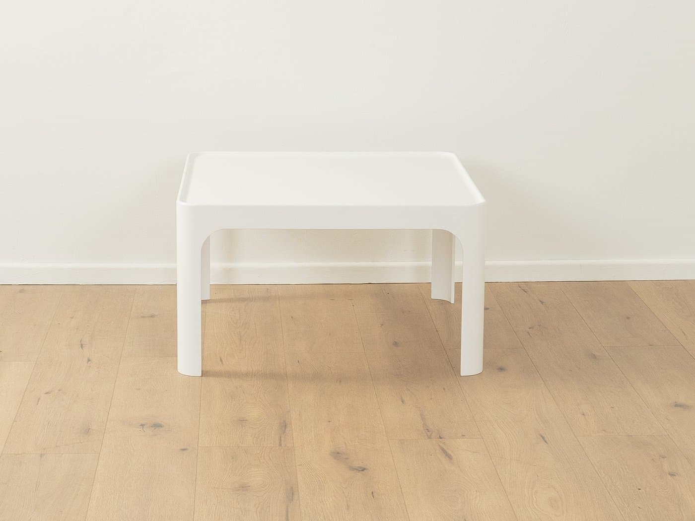 Stolik kawowy, biały, plastik, proj. P. Ghyczy, Niemcy, lata 70. - 286331