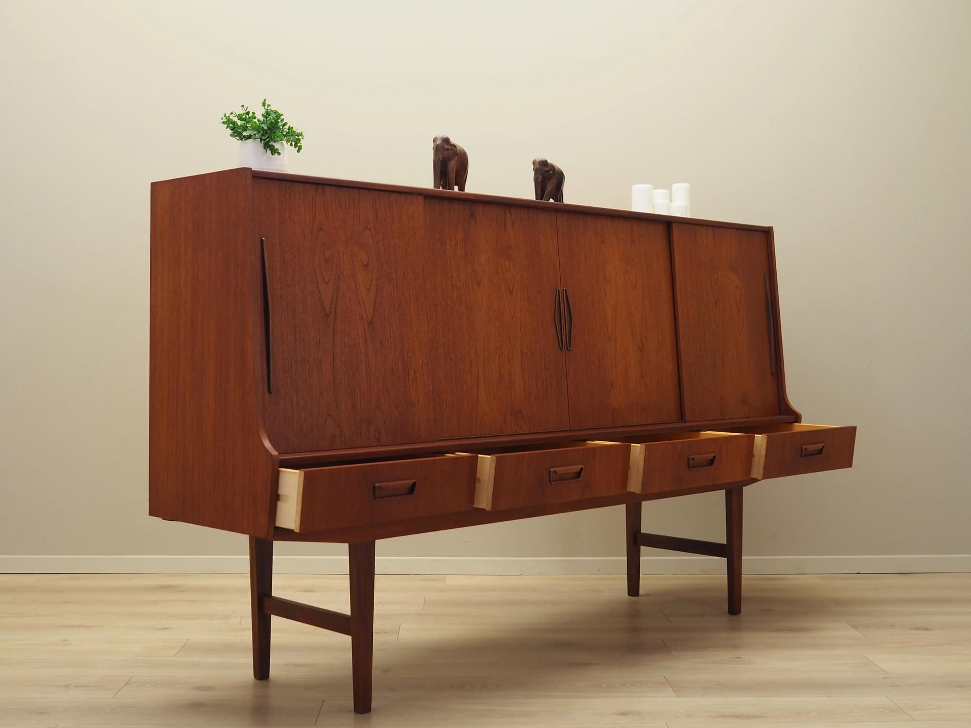 Highboard, teak brązowy, Dania, lata 60. - 21065