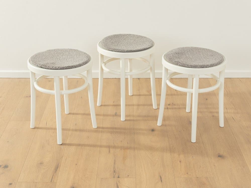 Zestaw trzech stołków Öglan, plastik biały, tkanina szara, proj. G. Lundgren, Ikea, Szwecja, lata 80. - 286186