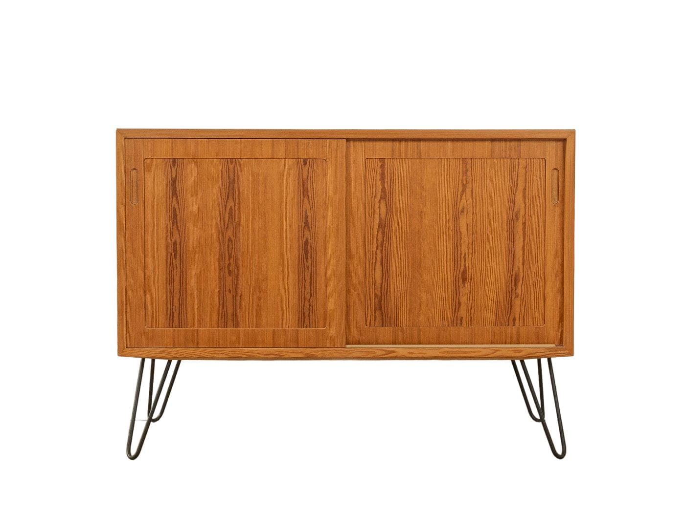 Komoda, jesion brązowy, stal czarna, proj. P. Hundevad, Hundevad&Co., Dania, lata 60.