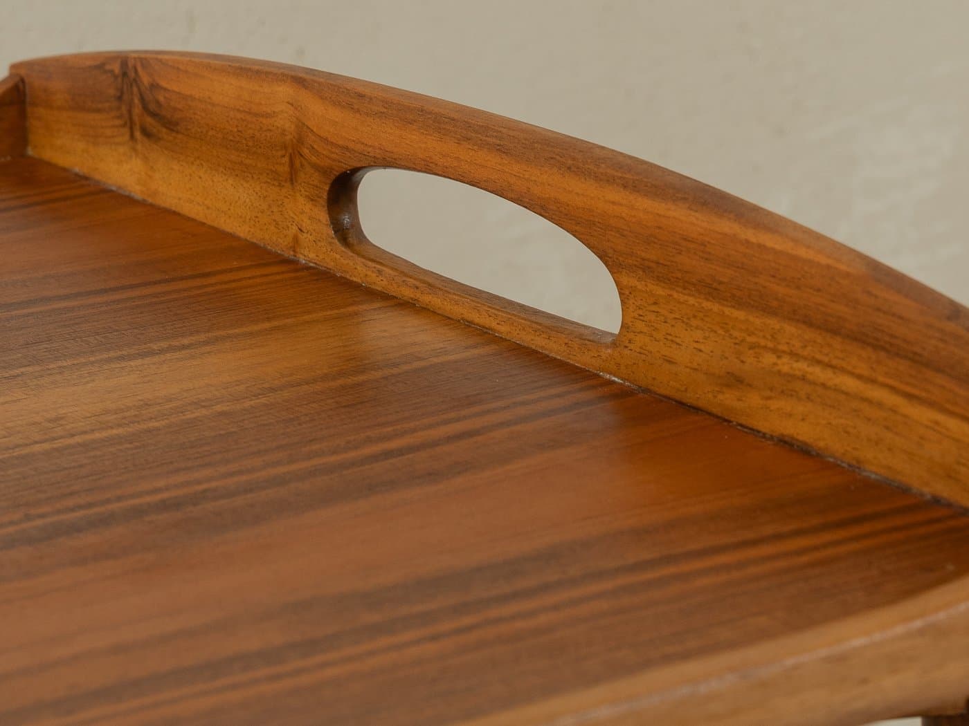 Barek na kółkach, orzech brązowy, mosiądz, Niemcy, lata 60. - 285980