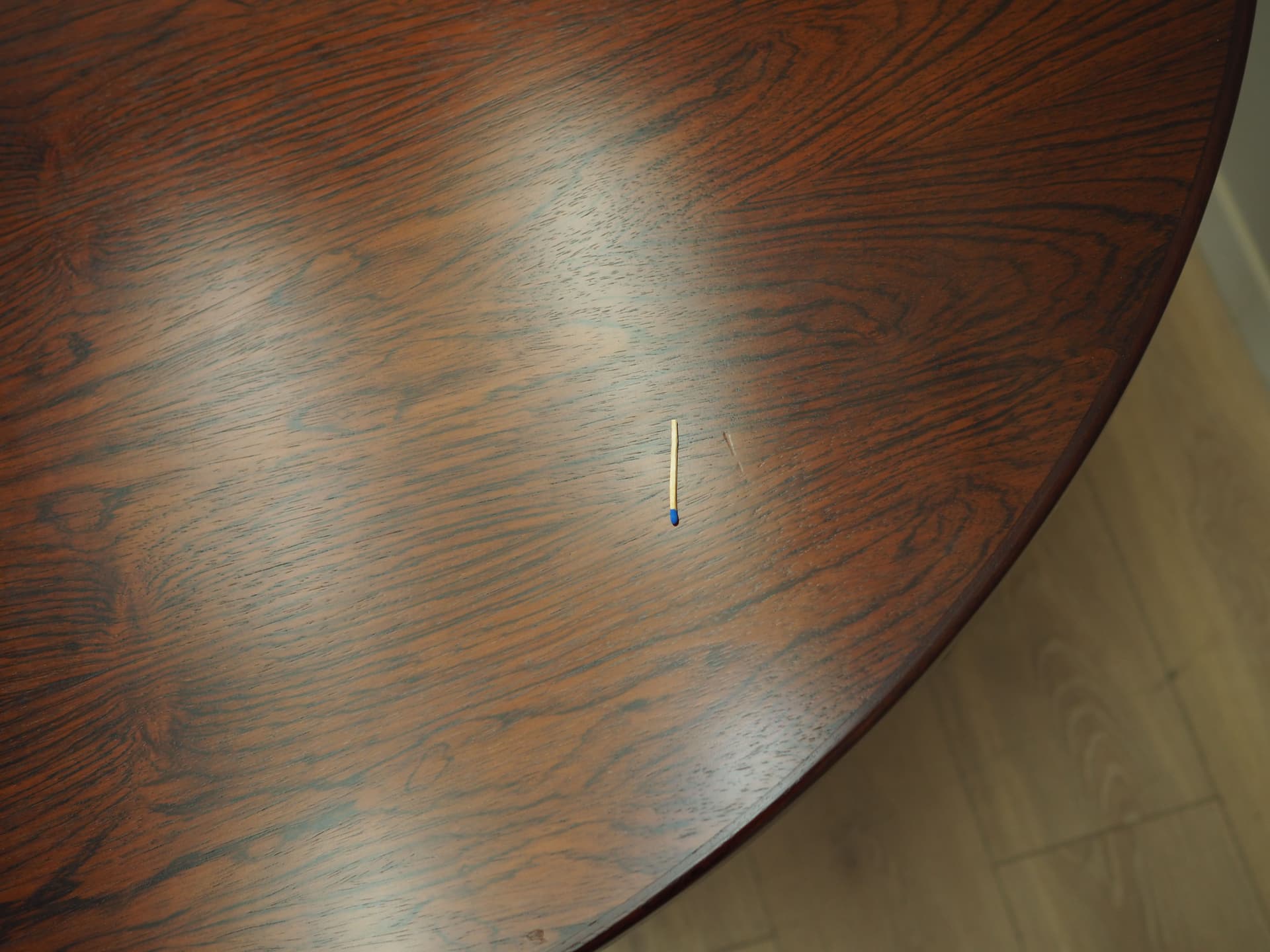 Round table, brown rosewood, Omann Jun, Denmark, 1970s. - 67505