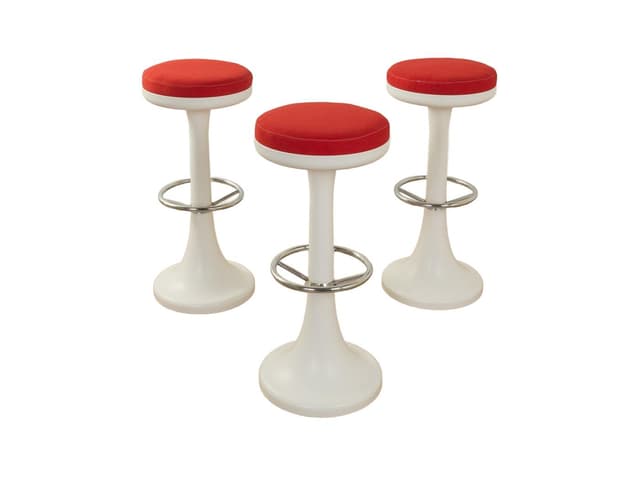 Zestaw trzech stołków barowych, czerwony velvet, plastik biały, stal nierdzewna chromowana, Niemcy, lata 70. - WYMIARY