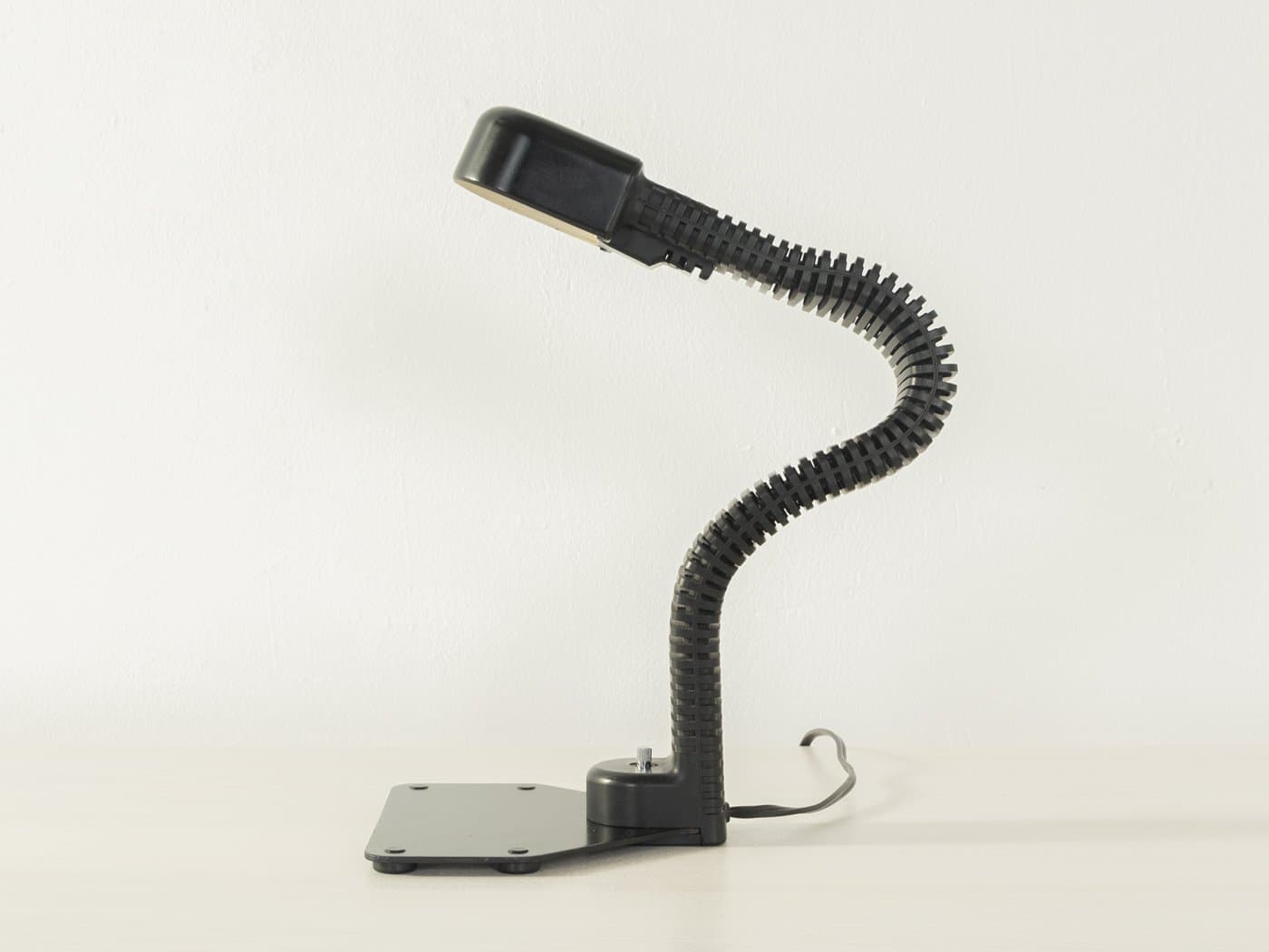 Desk lamp Kobra, black, metal, plastic, by K. Kurokawa, Japan, 1970s. - 285772