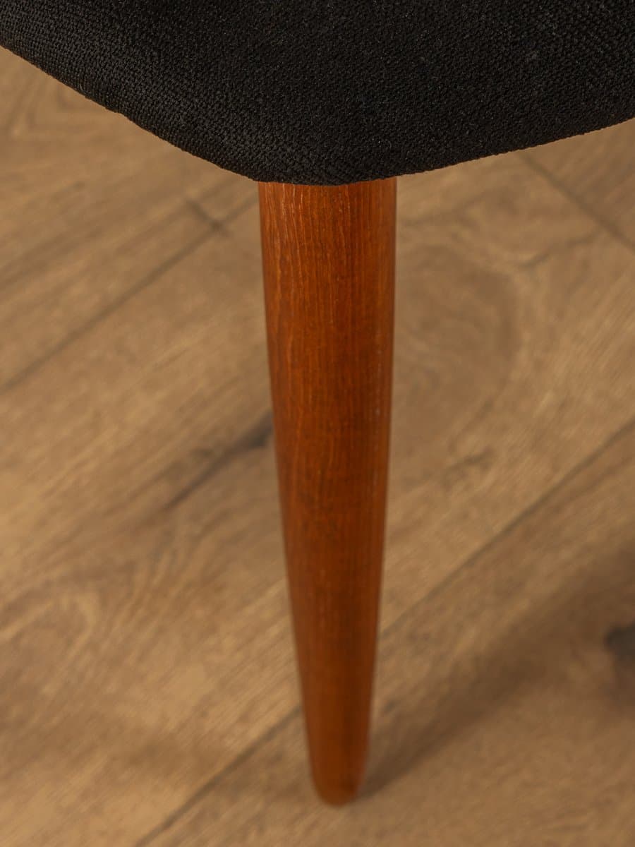 Krzesło do jadalni, teak brązowy, tkanina czarna, proj. H.W. Klein, Norwegia, lata 60. - 285675