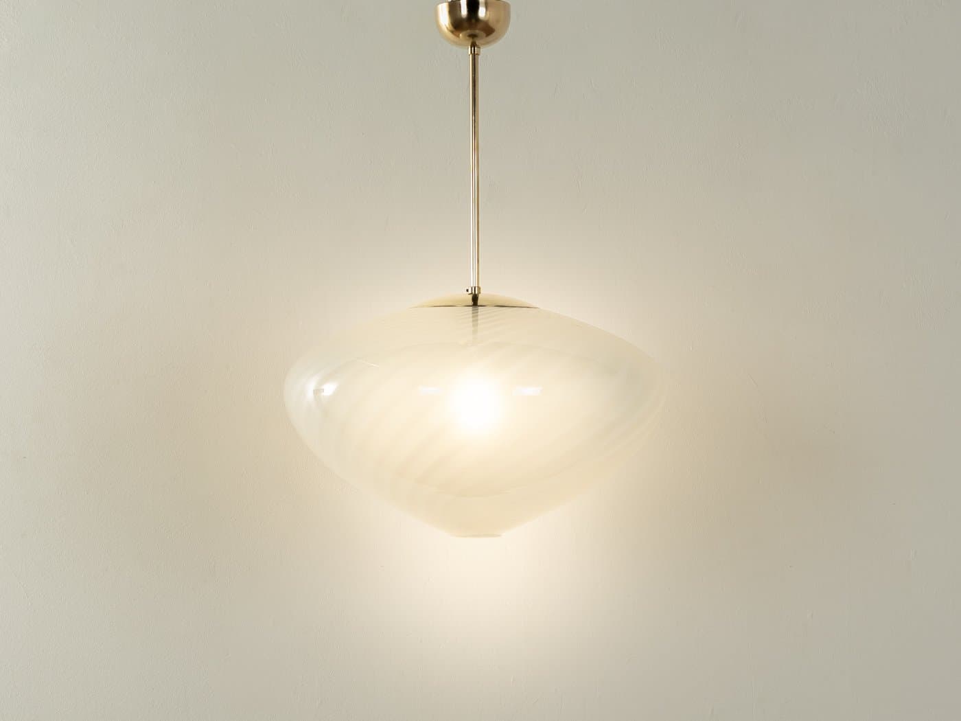 Lampa sufitowa Bauhaus, szkło białe, Niemcy, lata 50. - 285662