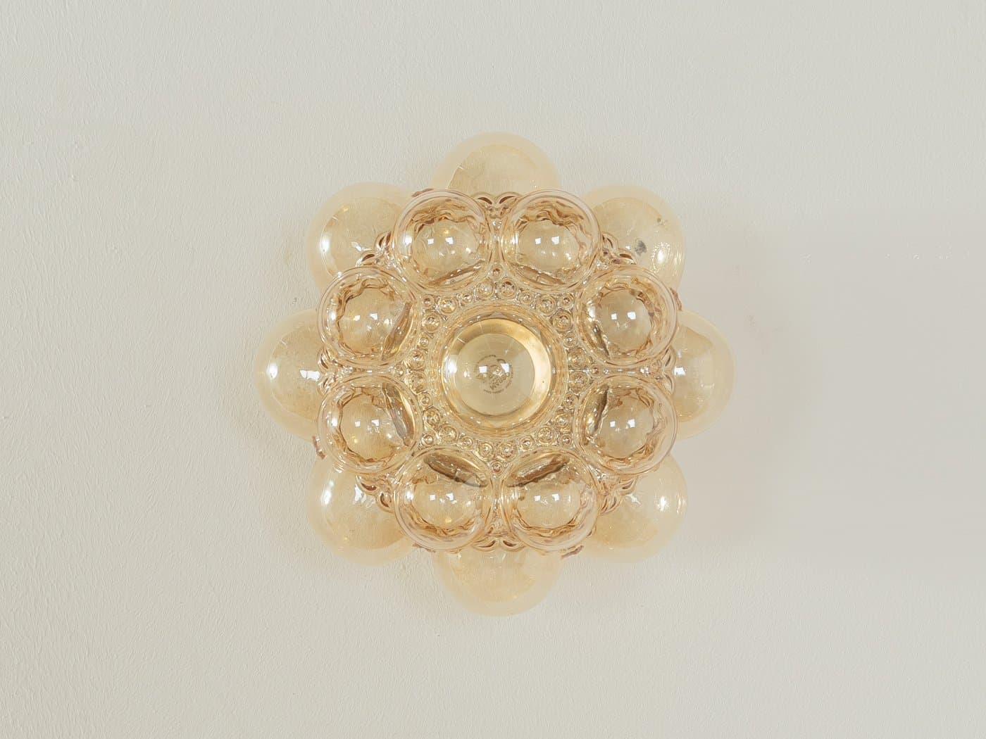 Kinkiet, jasnobursztynowy, szkło, proj. H. Tynell, Limburg, Niemcy, lata 60. - 285574