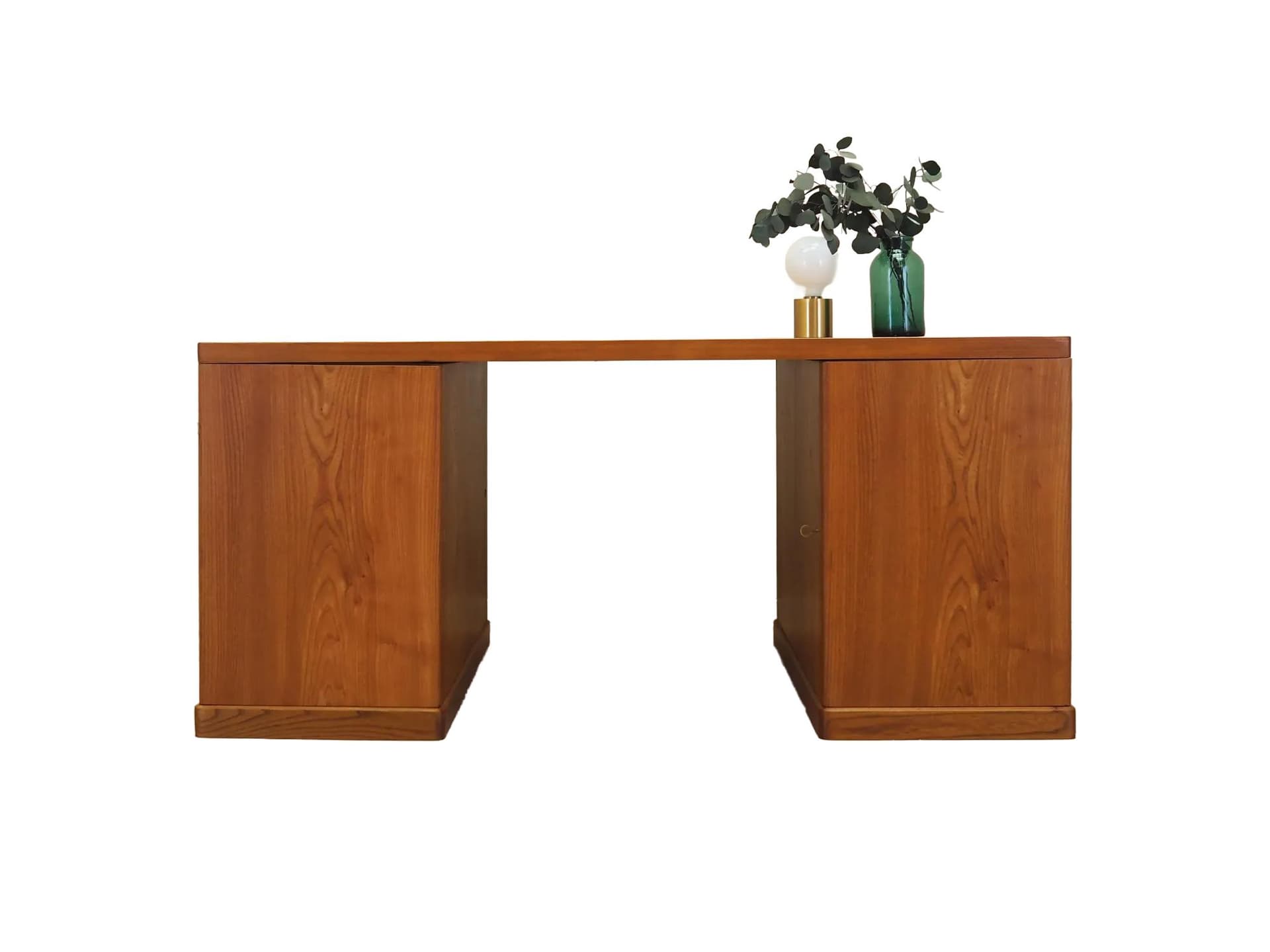 Biurko, czereśnia brąz, Dania, lata 60.