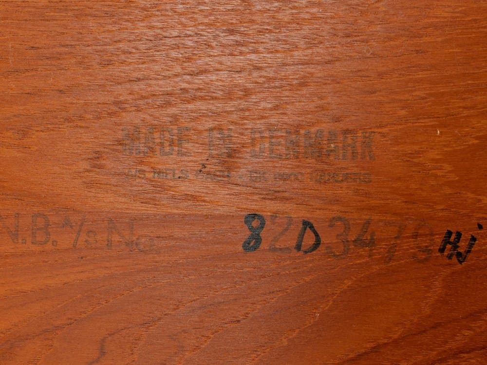 Stolik kawowy, teak brązowy, proj. N. Bach, Dania, lata 60. - 285439