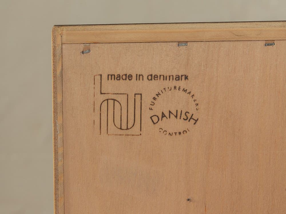 Komoda, jesion brązowy, stal biała, proj. P. Hundevad, Dania, lata 60. - 285174