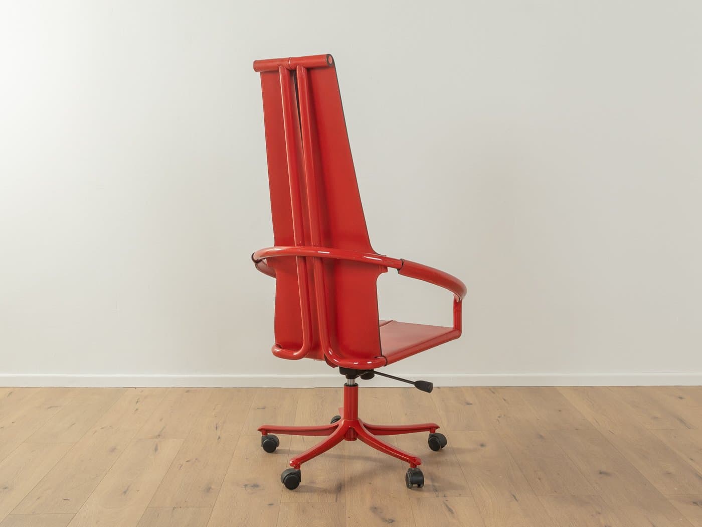 Fotel biurowy postmodernistyczny, skóra czerwona, stal czerwona, Włochy, lata 80. - 285151