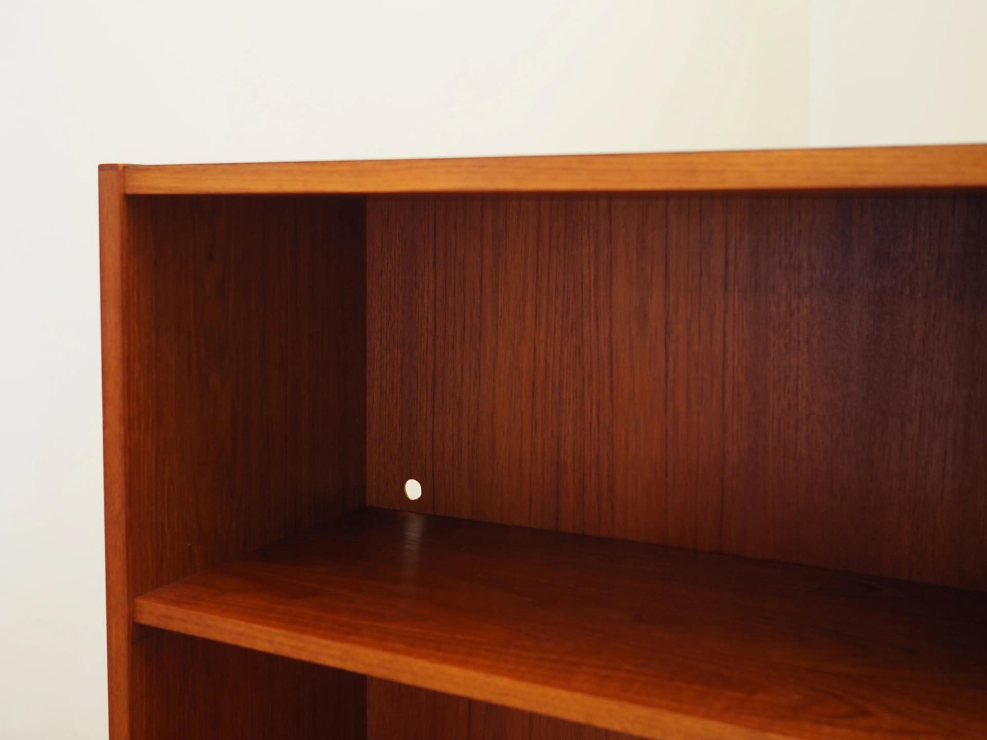 Biblioteczka, mid-century modern, teak pomarańczowy, Dania, lata 70. - 21160