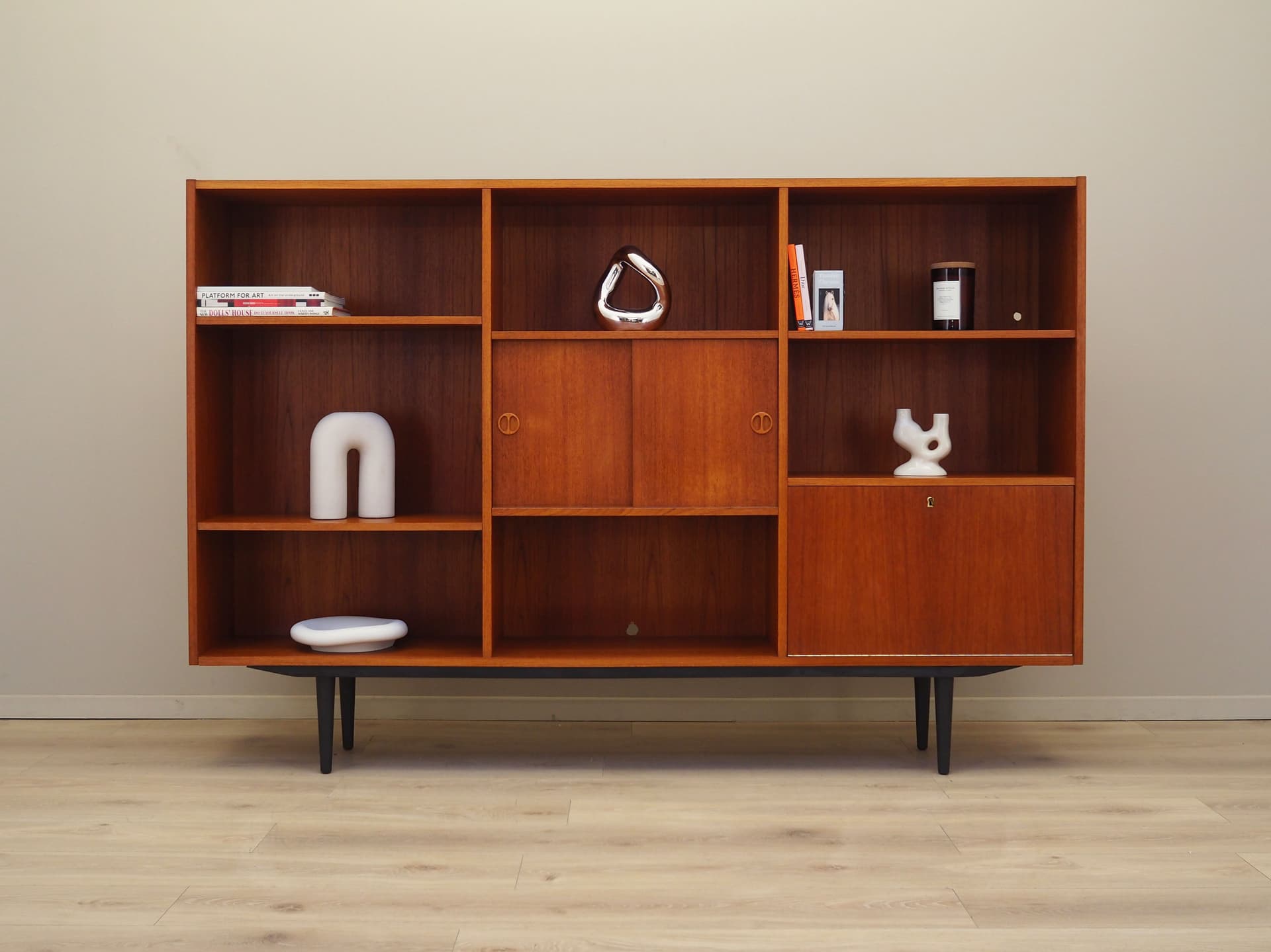 Biblioteczka, mid-century modern, teak pomarańczowy, Dania, lata 70. - 67482