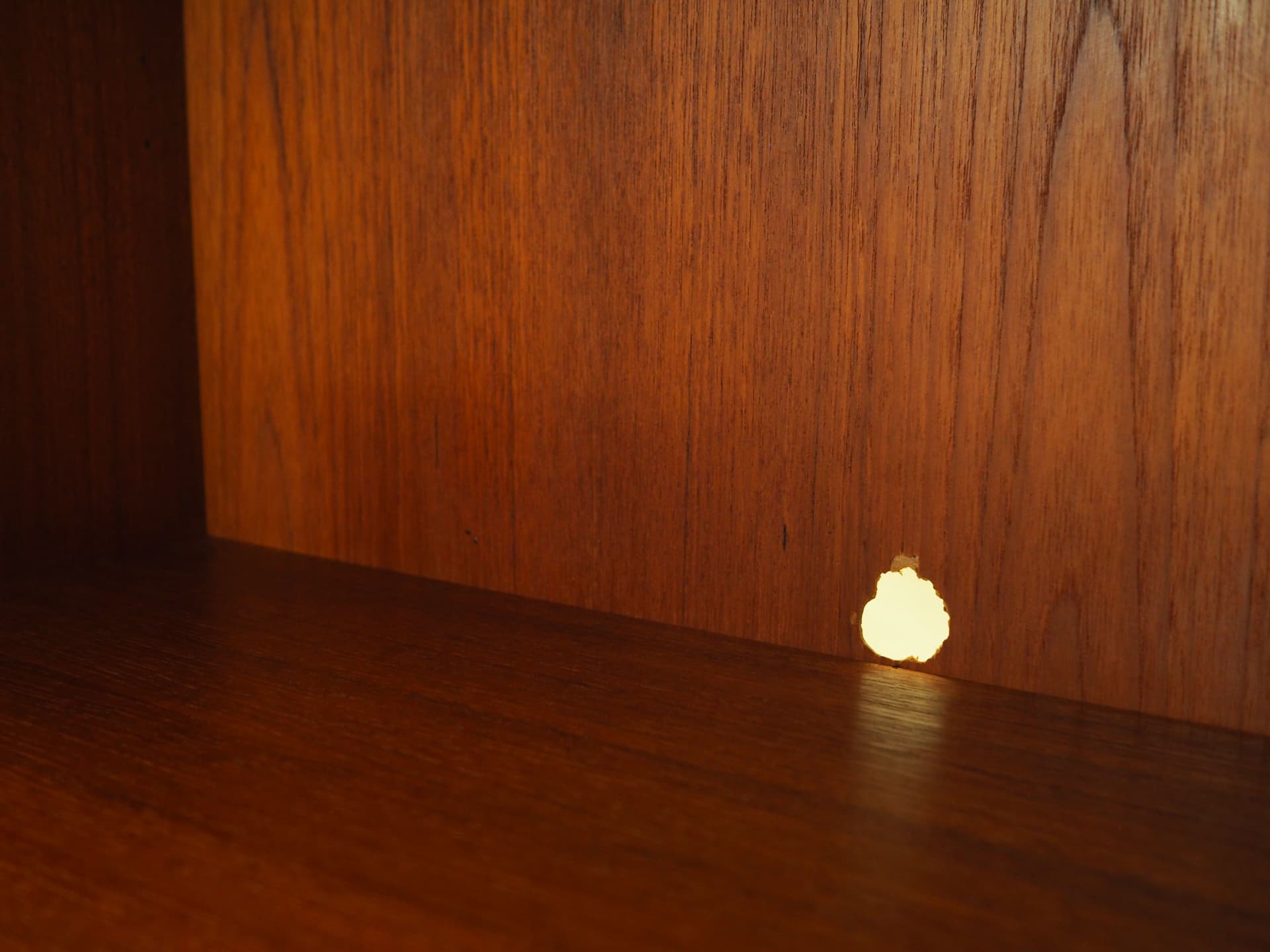 Biblioteczka, mid-century modern, teak pomarańczowy, Dania, lata 70. - 67485