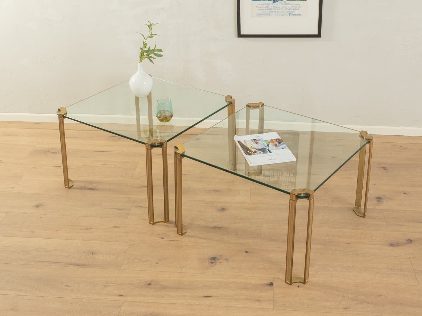 Zestaw dwóch stolików kawowych T 24, szkło transparentne, mosiądz, proj. P. Ghyczy, Holandia, lata 70. - 285058