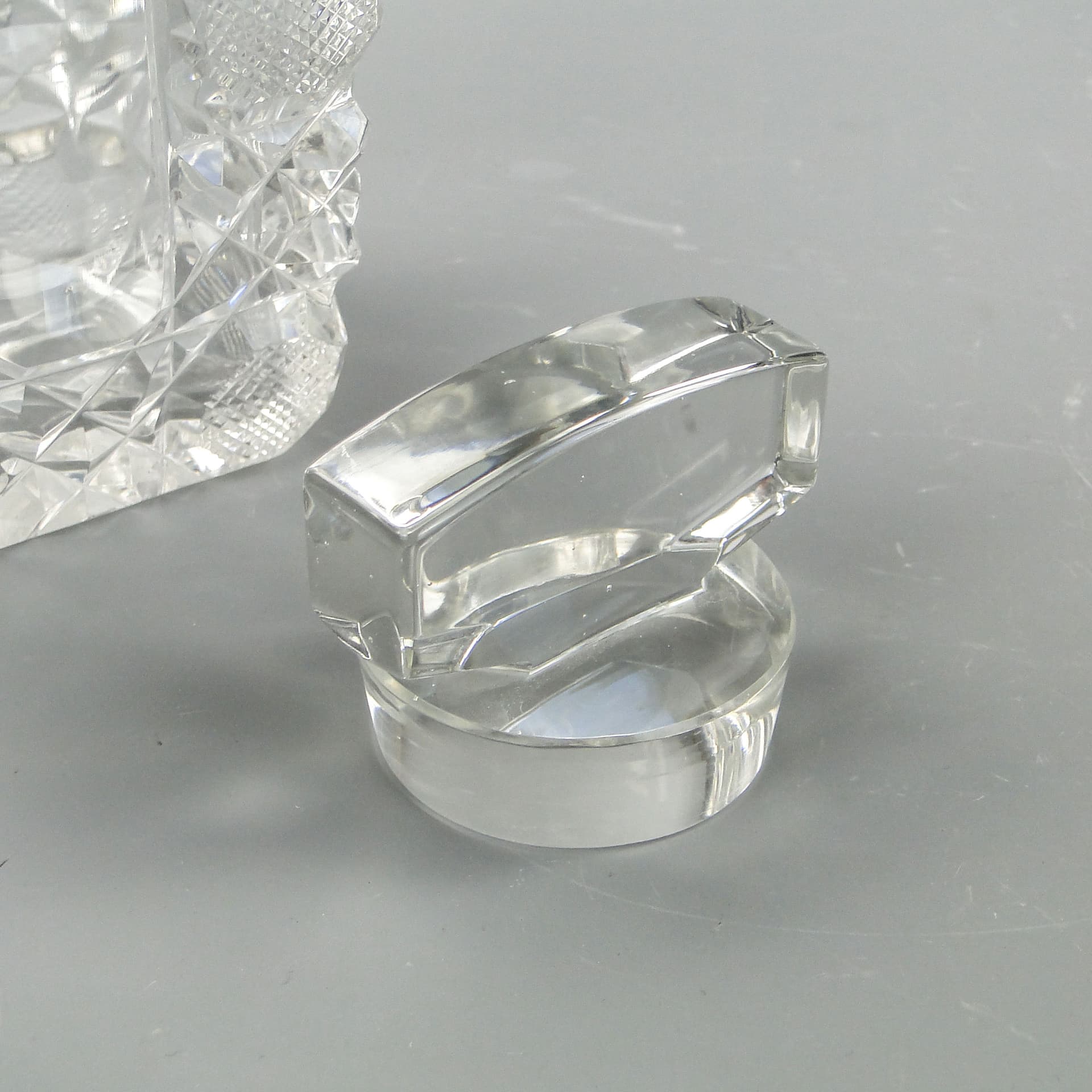 Tea caddy, Art Nouveau, transparent crystal, France, early 20th c. - 2231