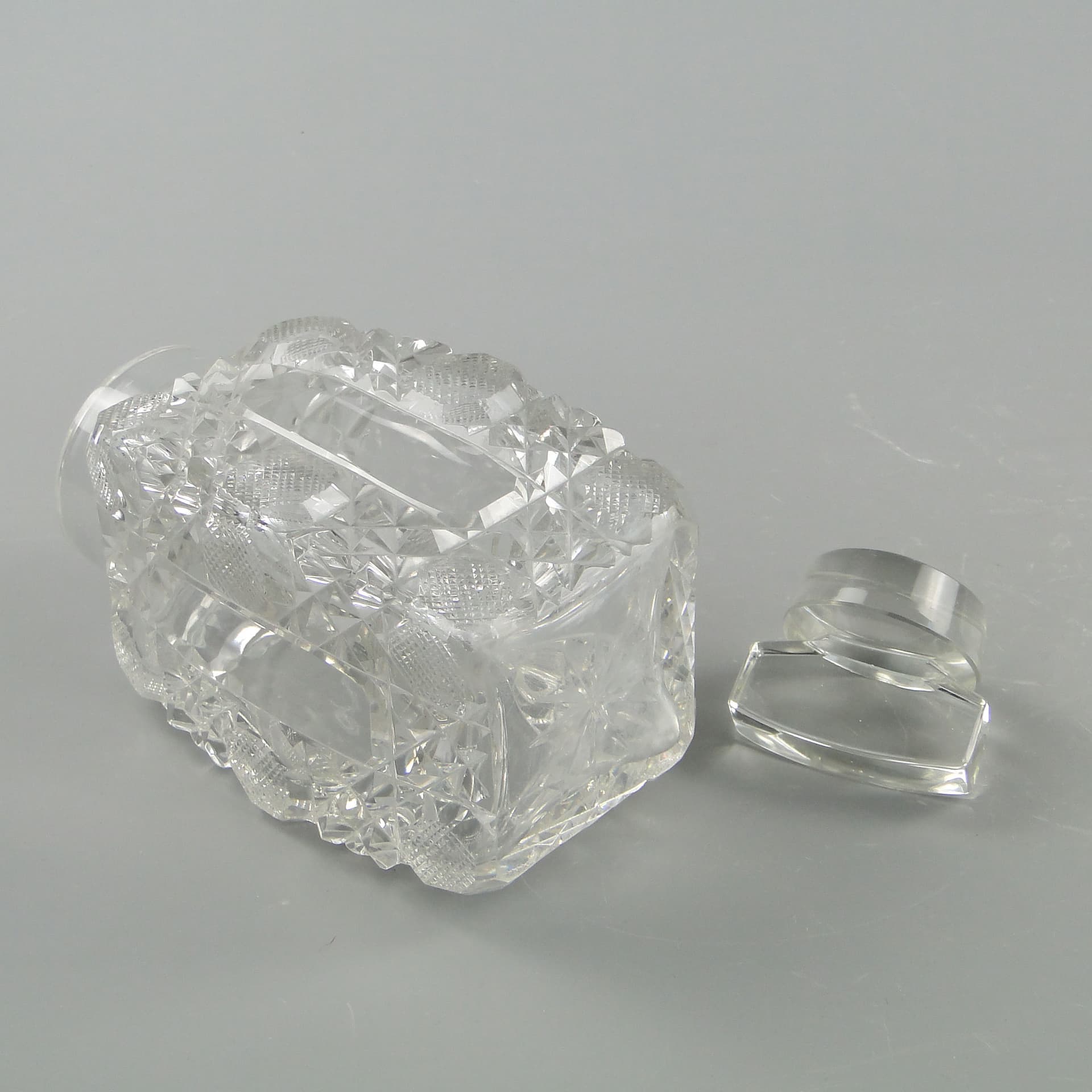 Tea caddy, Art Nouveau, transparent crystal, France, early 20th c. - 2232