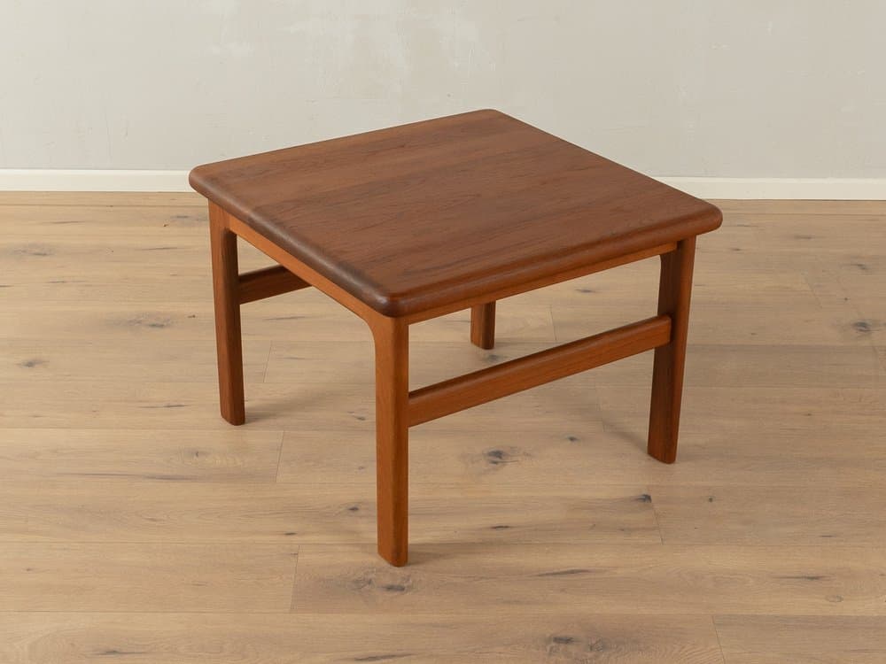 Coffee table, brown teak, Niels Bach, Denmark, 1960s. - 284615