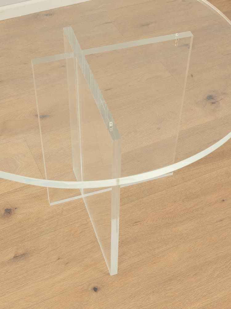 Coffee table, transparent acrylic, Germany, 1960s. - 284554