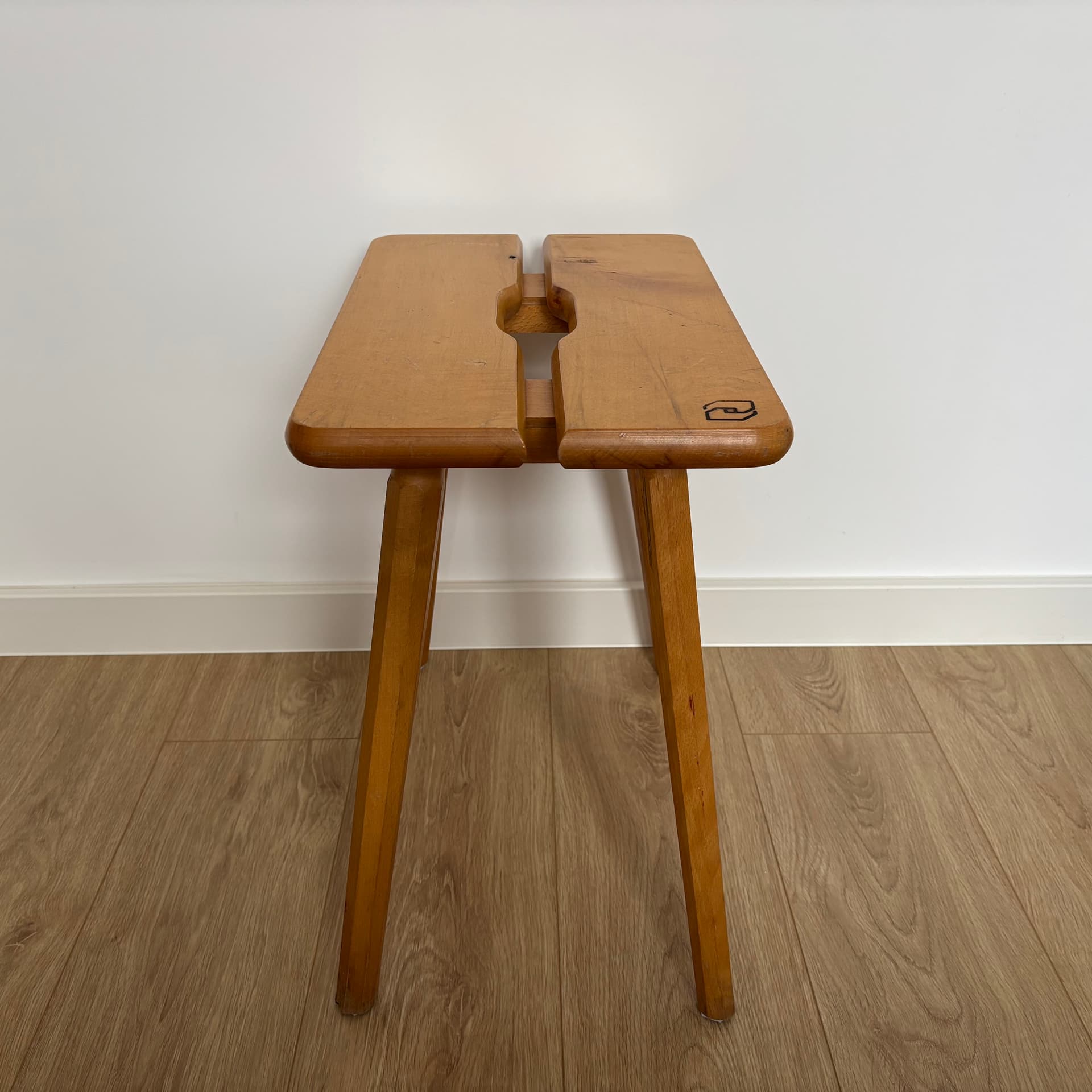 Stołek skandynawski, buk brązowy, Dania, lata 80. - 287089