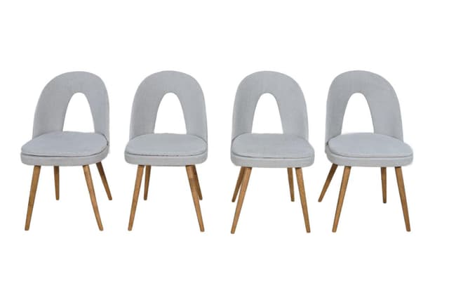 Komplet czterech krzeseł, tapicerka szara, drewno dąb, proj. A. Suman, Tatra Nabytok, Czechy, lata 60. - WYMIARY