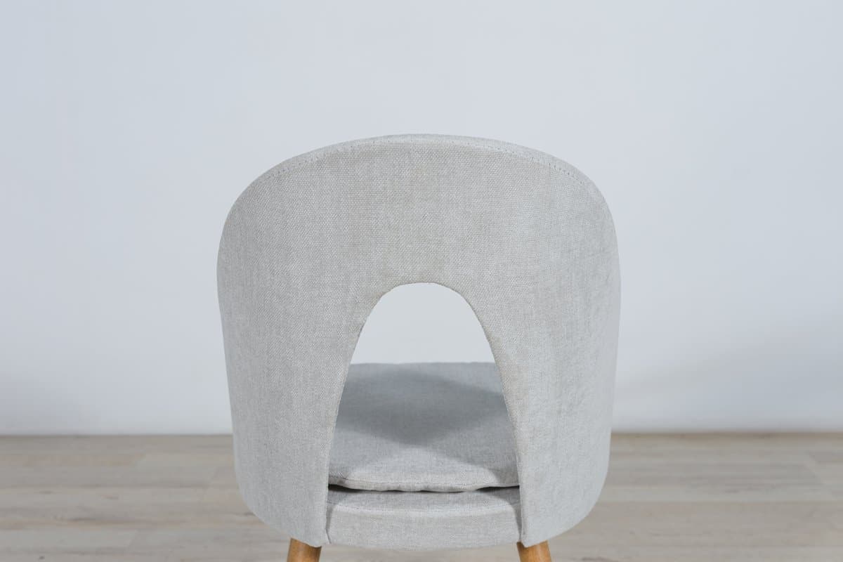 Komplet czterech krzeseł, tapicerka szara, drewno dąb, proj. A. Suman, Tatra Nabytok, Czechy, lata 60. - 287261