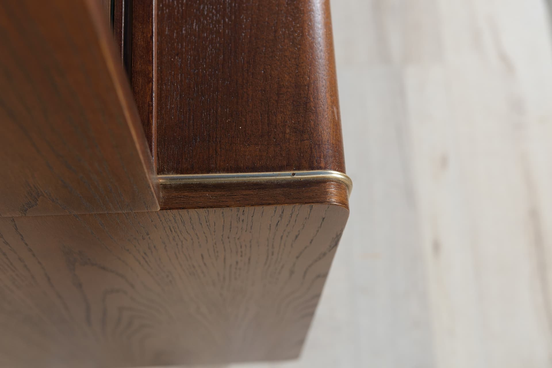 Komoda, dąb brązowy, orzech brązowy, proj. B. Landsman, Jitona, Czechosłowacja, lata 60. - 287305