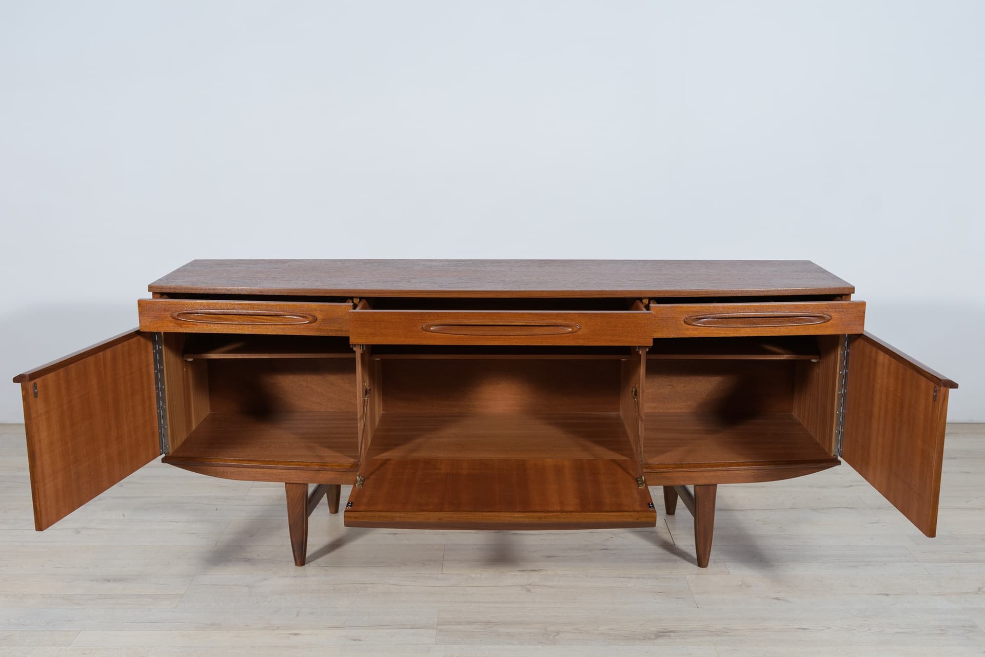 Komoda, brązowy teak, Wielka Brytania, lata 60. - 287316