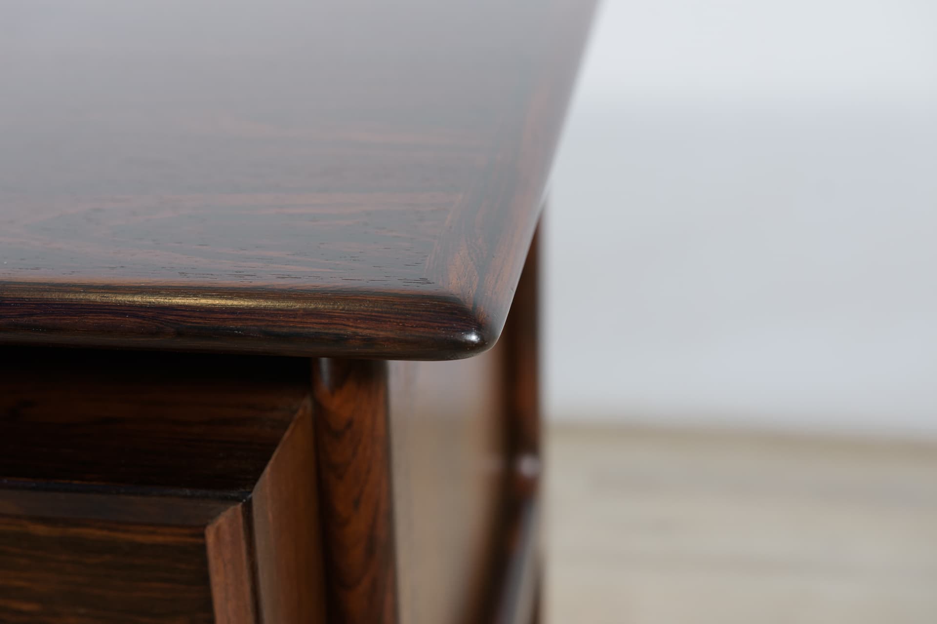Desk, brown rosewood, by A. Vodder, for Sibast, Denmark, 1960s. - 287385