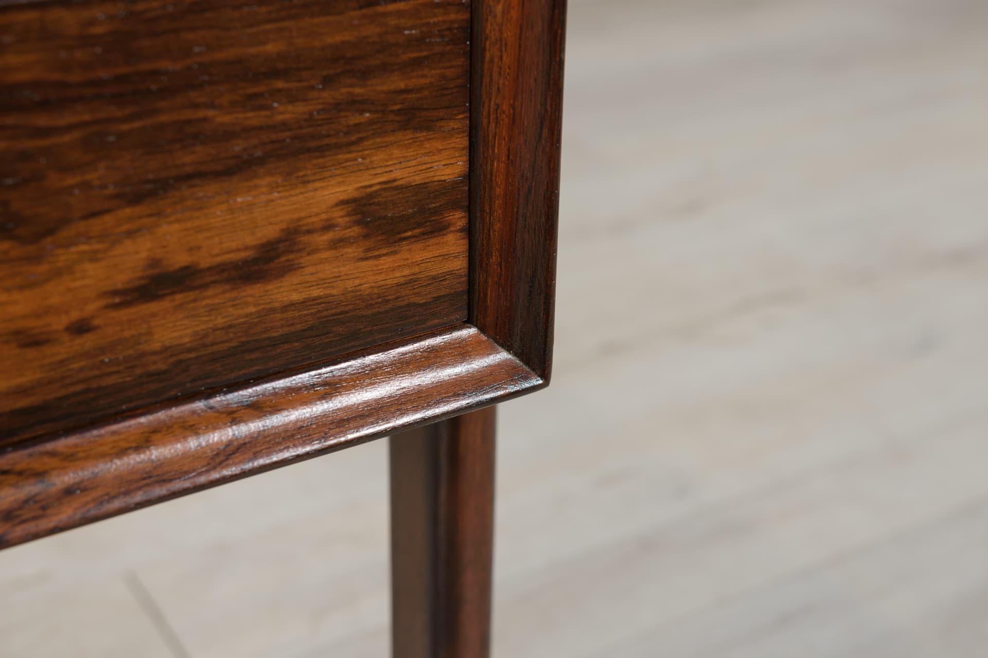 Desk, brown rosewood, by A. Vodder, for Sibast, Denmark, 1960s. - 287386