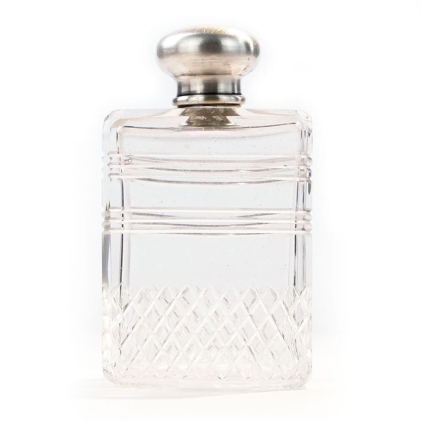 Perfume Bottle, transparent crystal, silver, France, early 20th c.