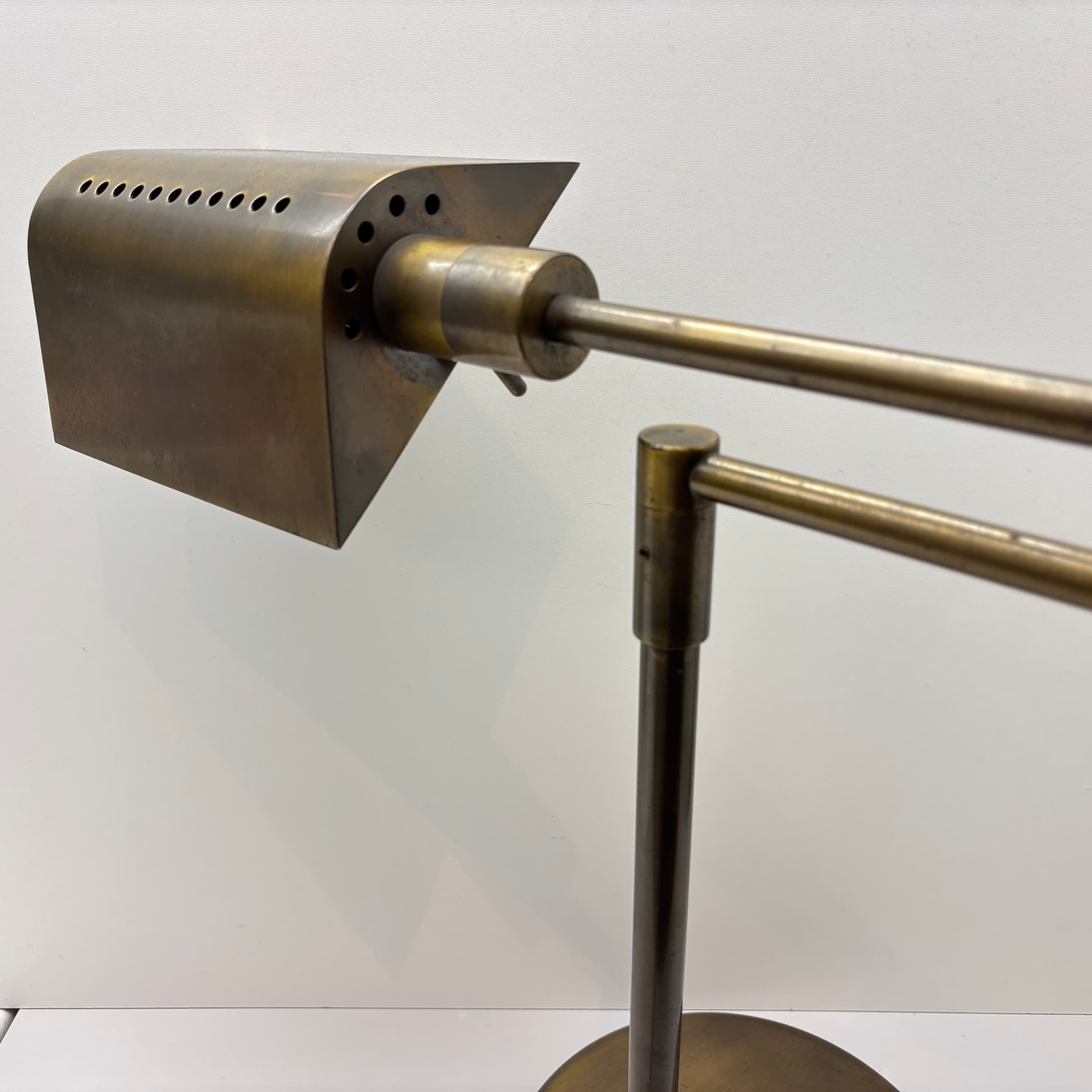 Lampa stołowa, mosiądz złoty, proj. G. Frattini, Włochy, lata 70. - 287673