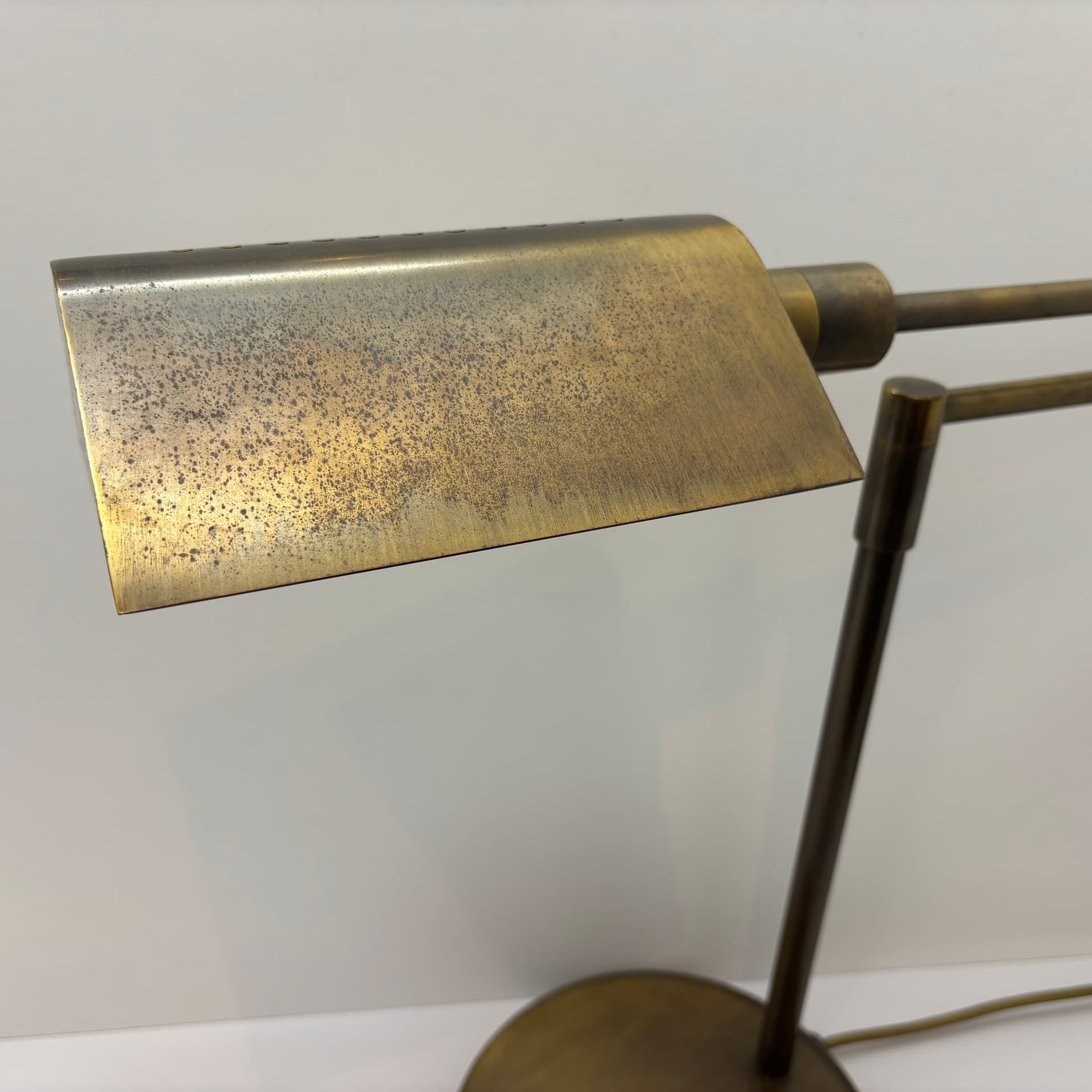 Lampa stołowa, mosiądz złoty, proj. G. Frattini, Włochy, lata 70. - 287677