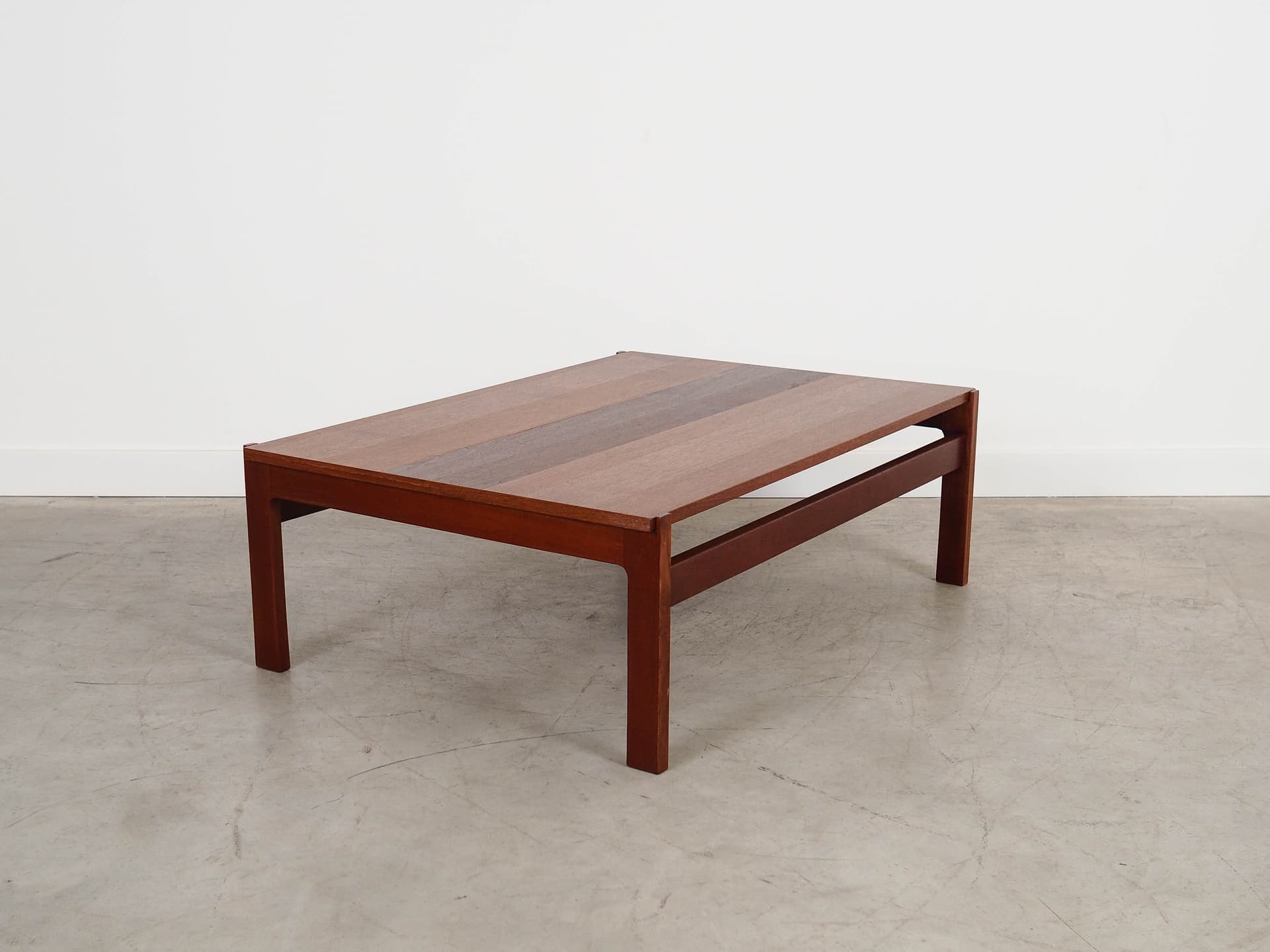 Coffee table, brown, walnut oak teak, Denmark, 1970s. - 287766