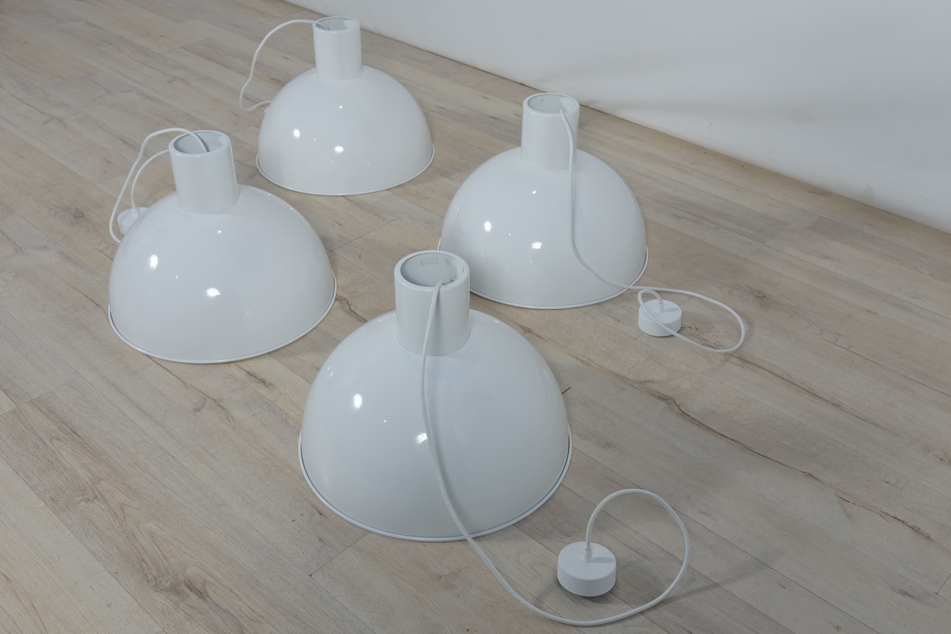 Lampa wisząca Bunker, metal biały, proj. J. Hammerborg, Fog & Mørup, Dania, lata 70. - 287910