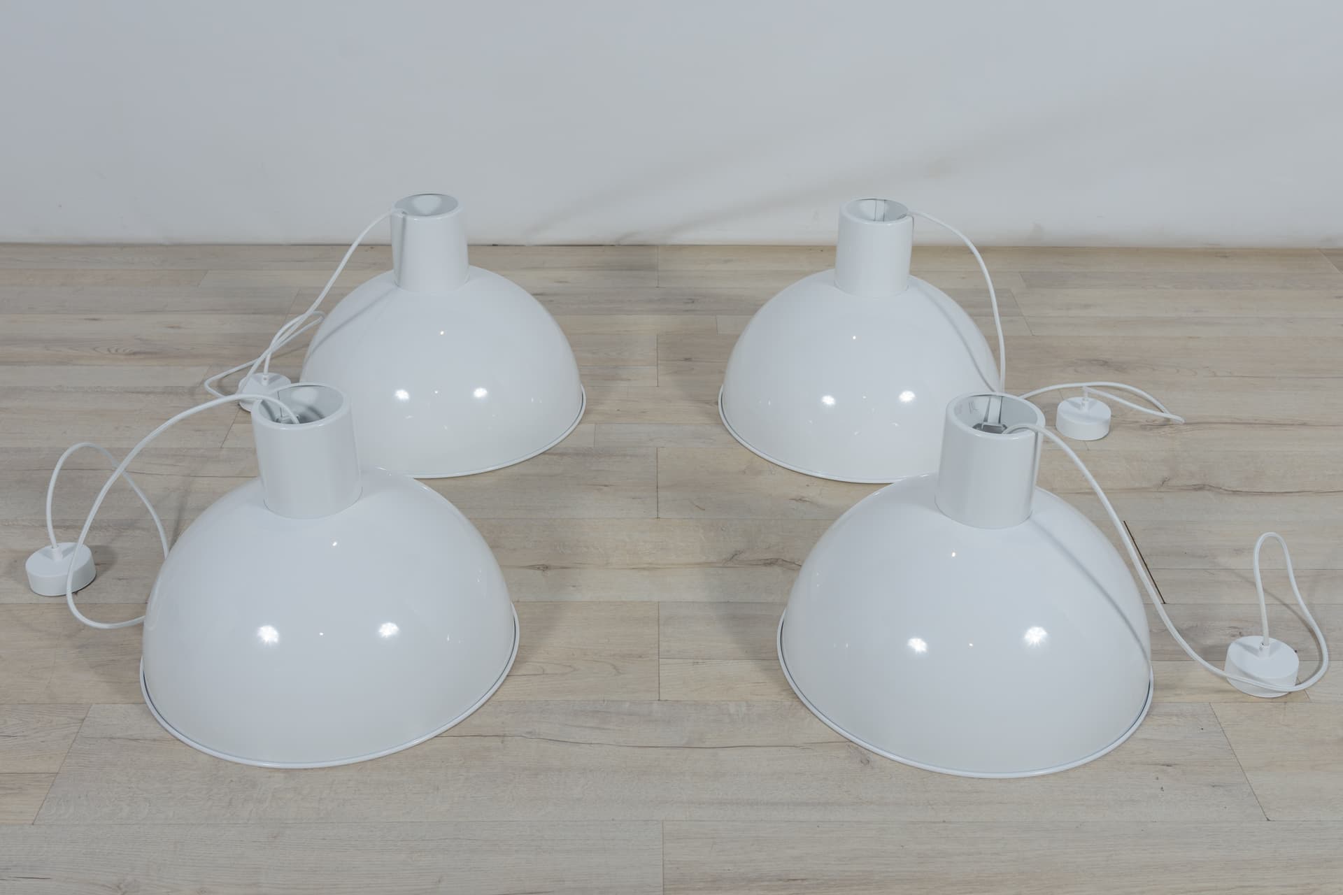 Lampa wisząca Bunker, metal biały, proj. J. Hammerborg, Fog & Mørup, Dania, lata 70. - 287908