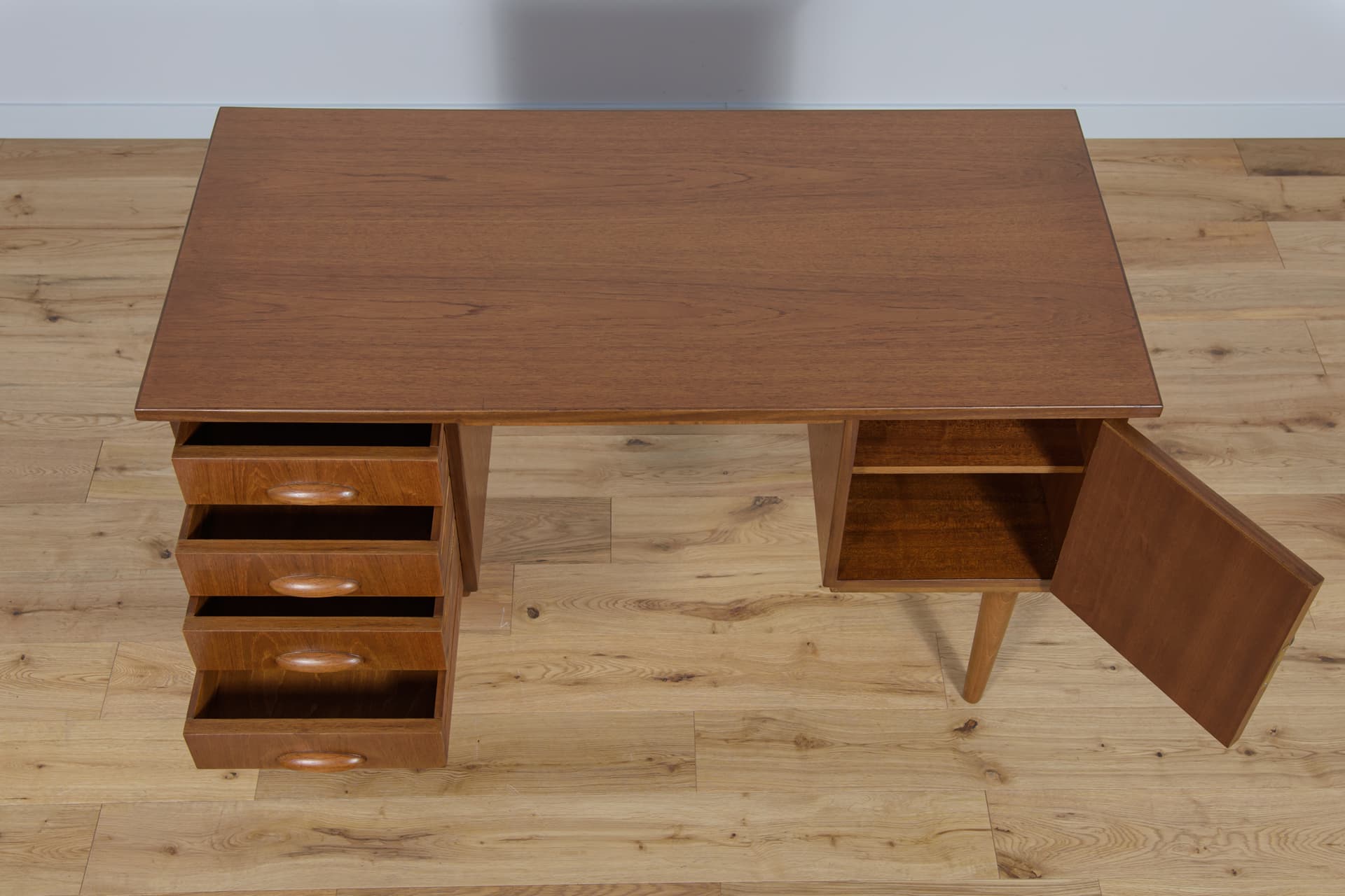 Desk, brown, teak, Denmark, 1960s. - 287940