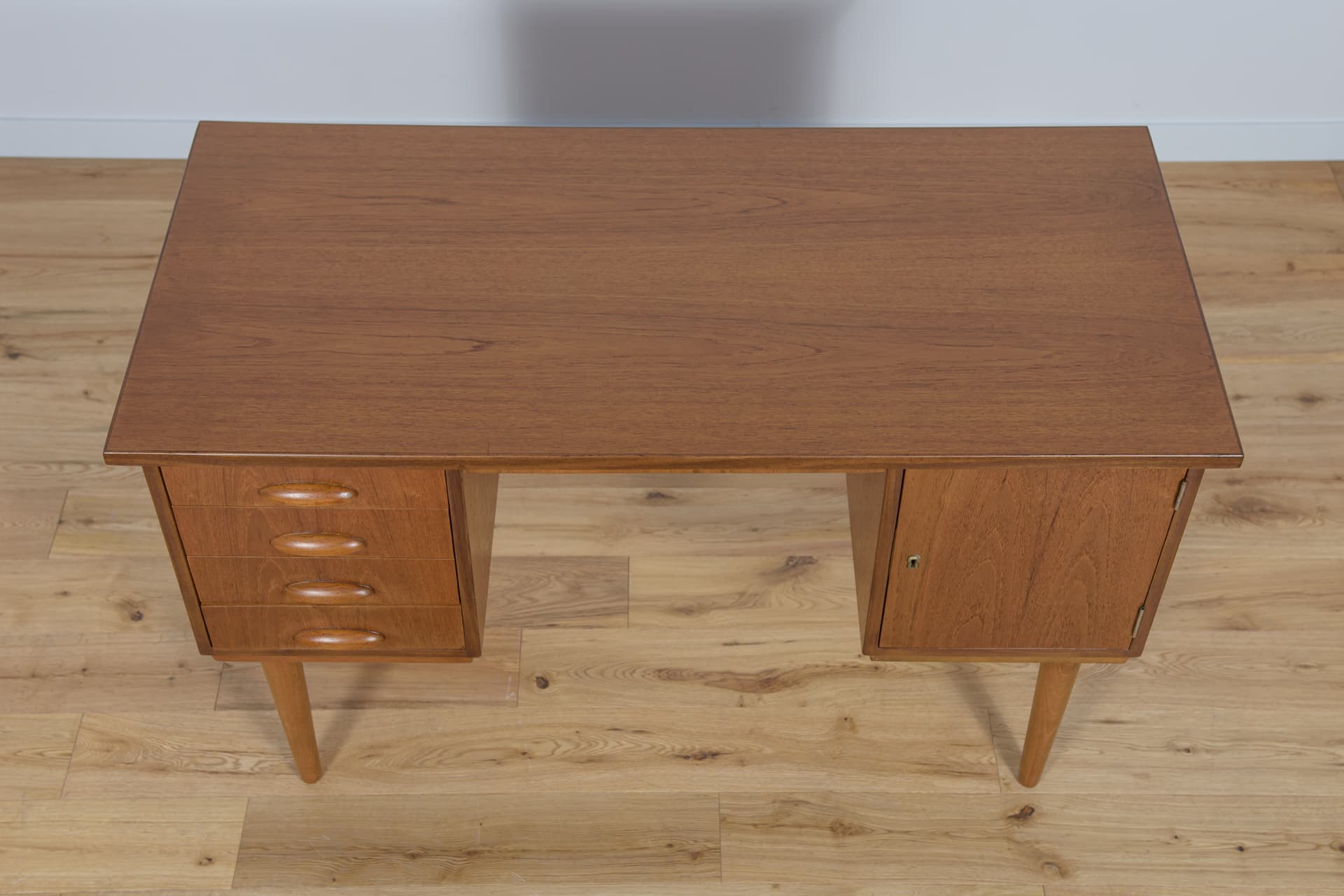 Desk, brown, teak, Denmark, 1960s. - 287935