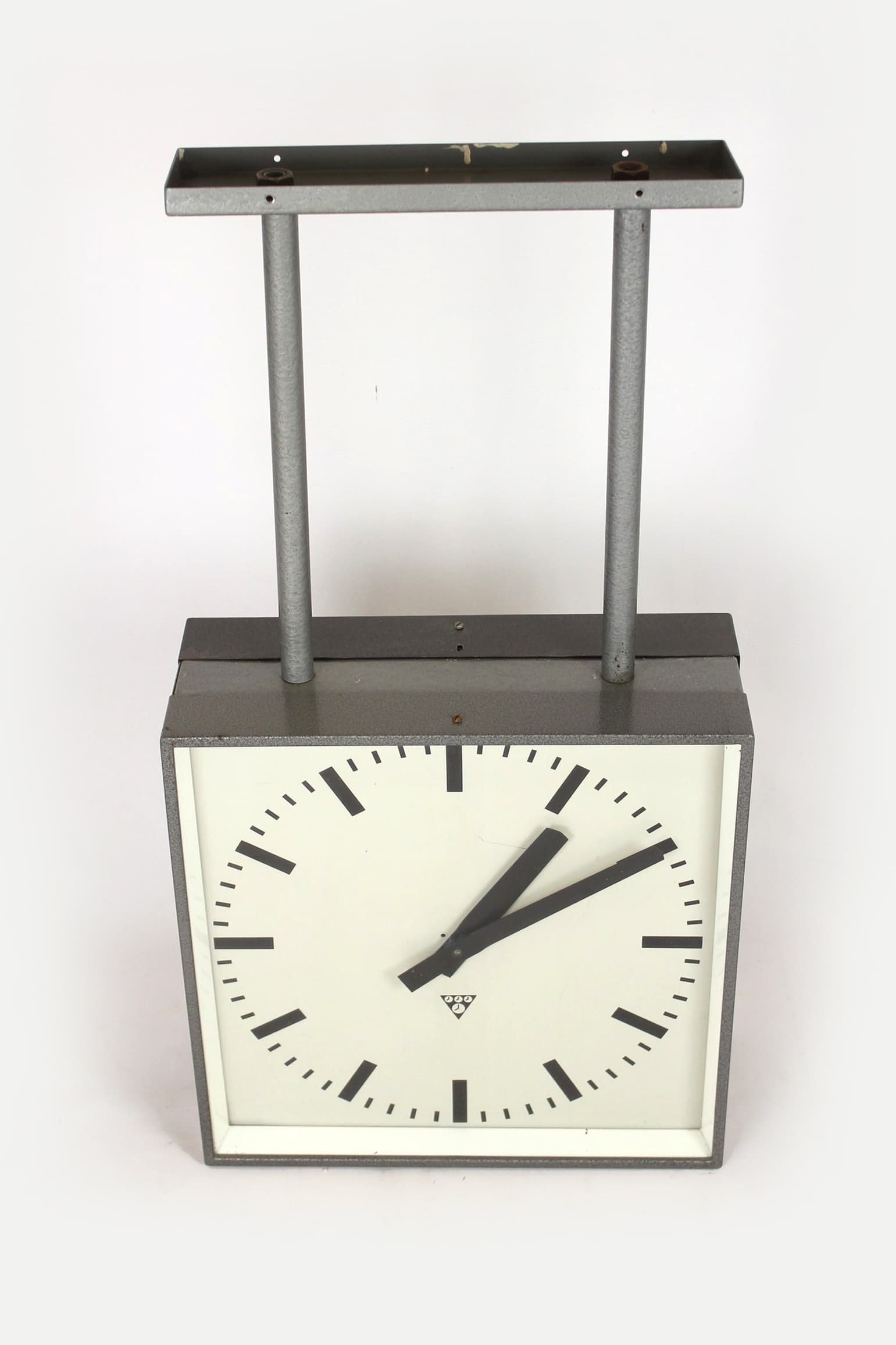 Zegar kolejowy dwustronny, szary, Czechosłowacja, lata 80. - 288035
