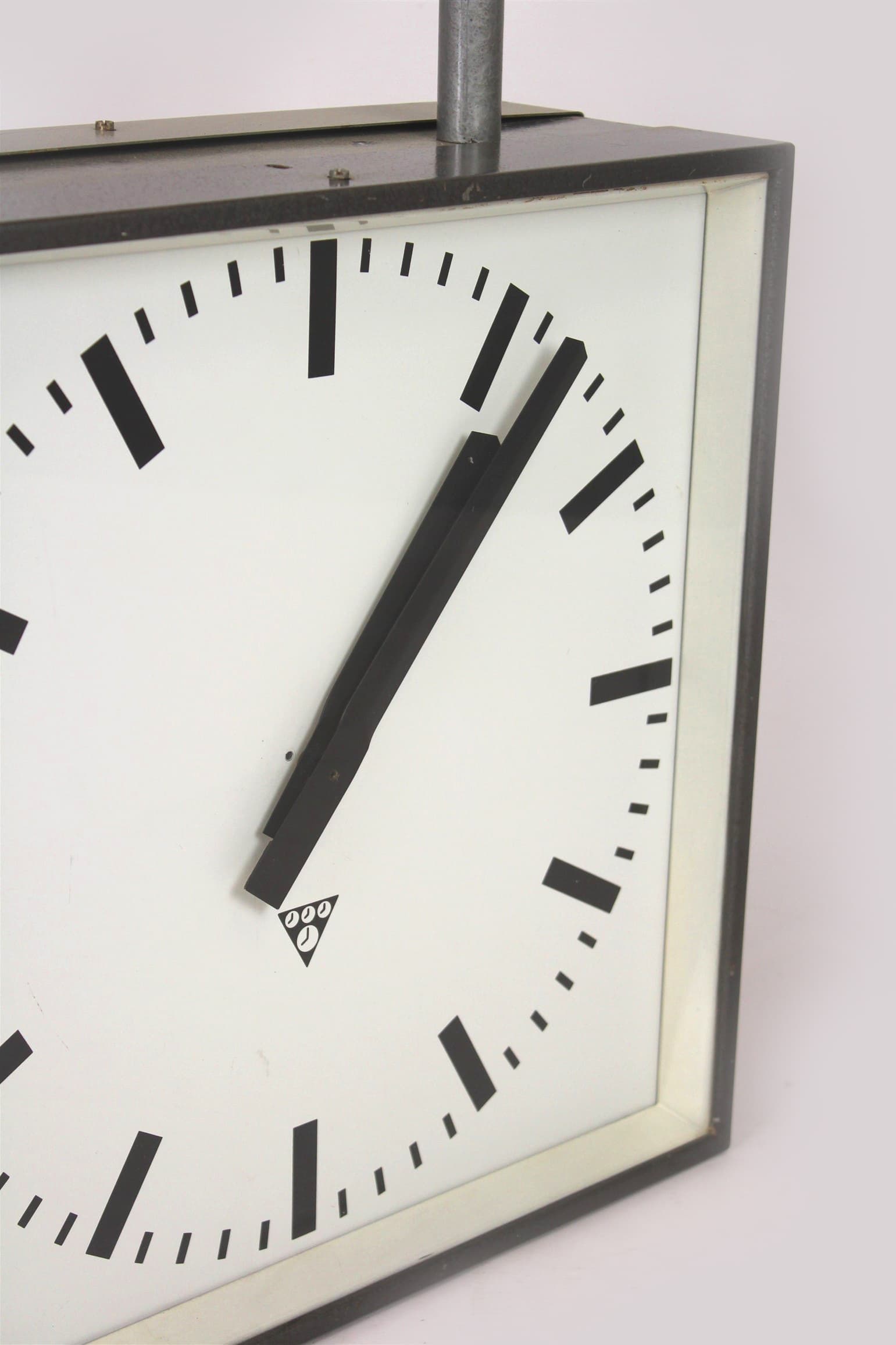 Zegar kolejowy dwustronny, szary, Czechosłowacja, lata 80. - 288033