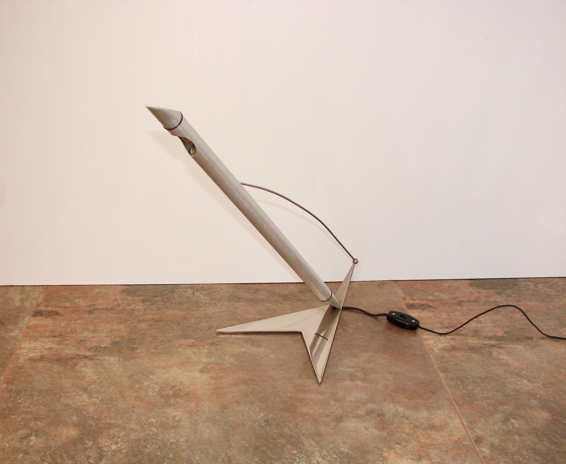 Lampa stołowa Space Age 40 cm, mosiądz niklowany srebrny, aluminium, lata 90. - 288088