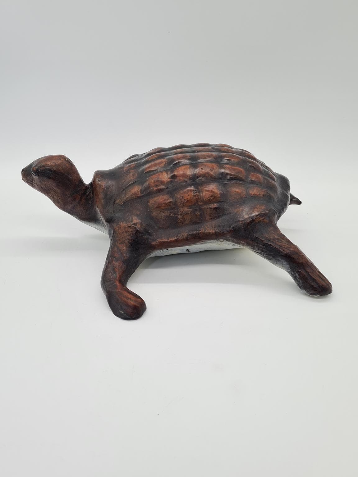 Figurka żółwia, brązowy, skóra naturalna, lata 70. - 288161