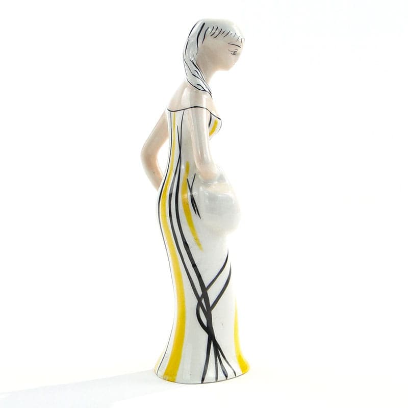 Figurka Dziewczyna z koszykiem, porcelana biała, proj. Z. Śliwowska-Wawrzyniak, Ćmielów, Polska, lata 50. - 288490