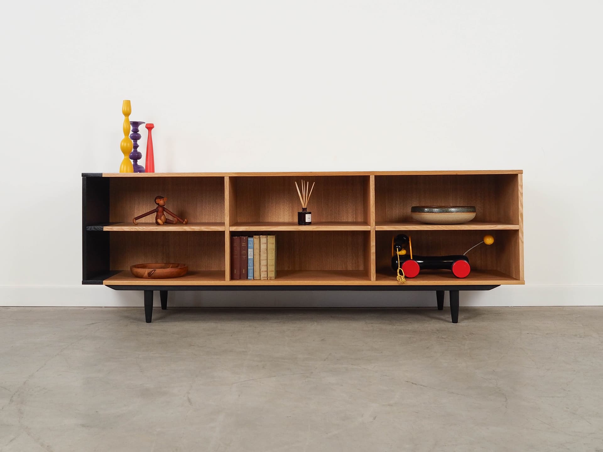 Regał, skandynawski, dąb brązowy, Dania, lata 60. - 288479