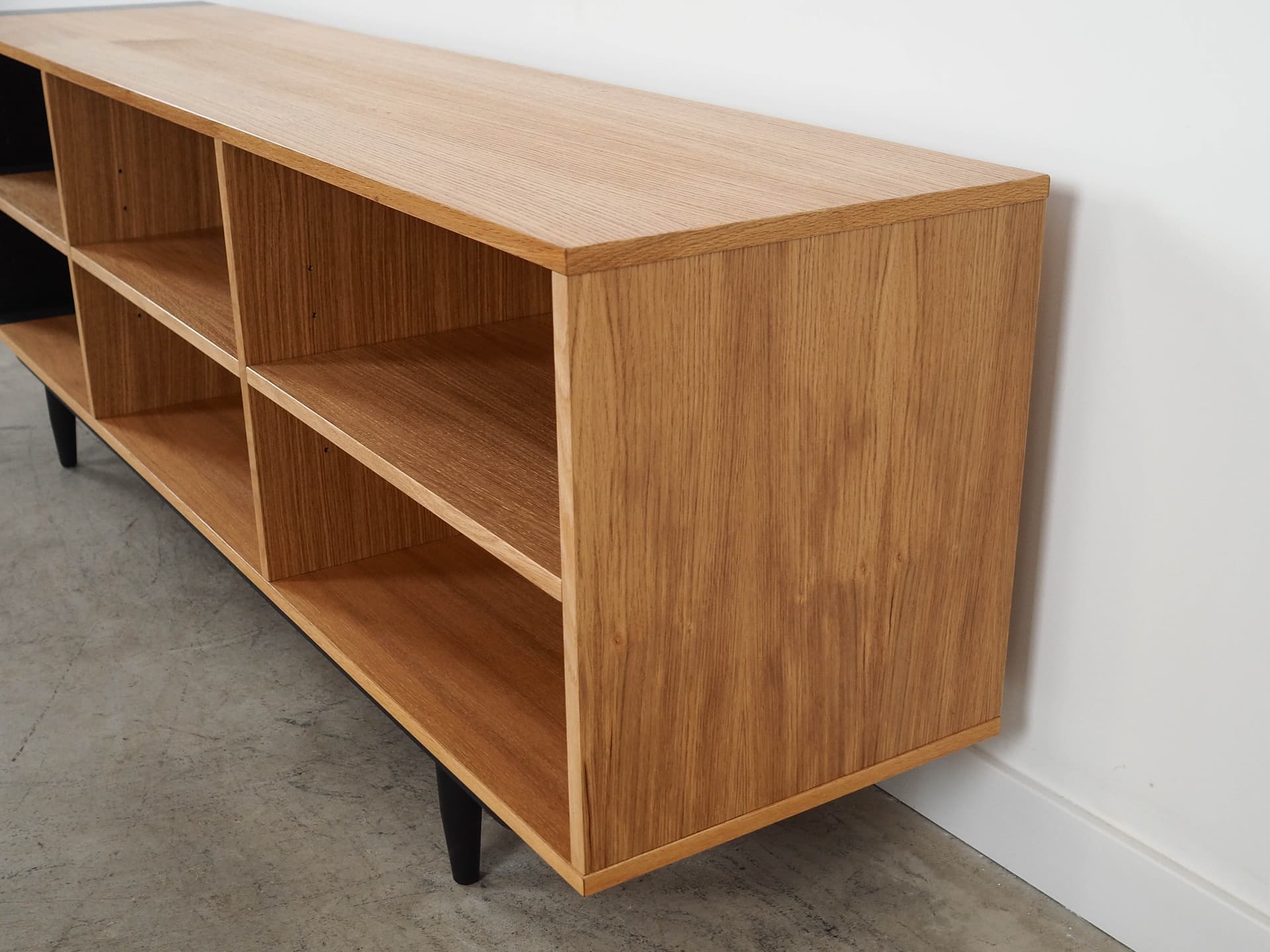 Regał, skandynawski, dąb brązowy, Dania, lata 60. - 288484