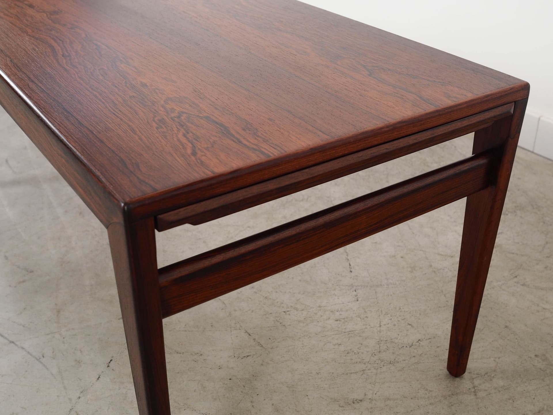 Coffee table, brown rosewood, by I. Wikkelsø, Denmark, 1970s. - 288532