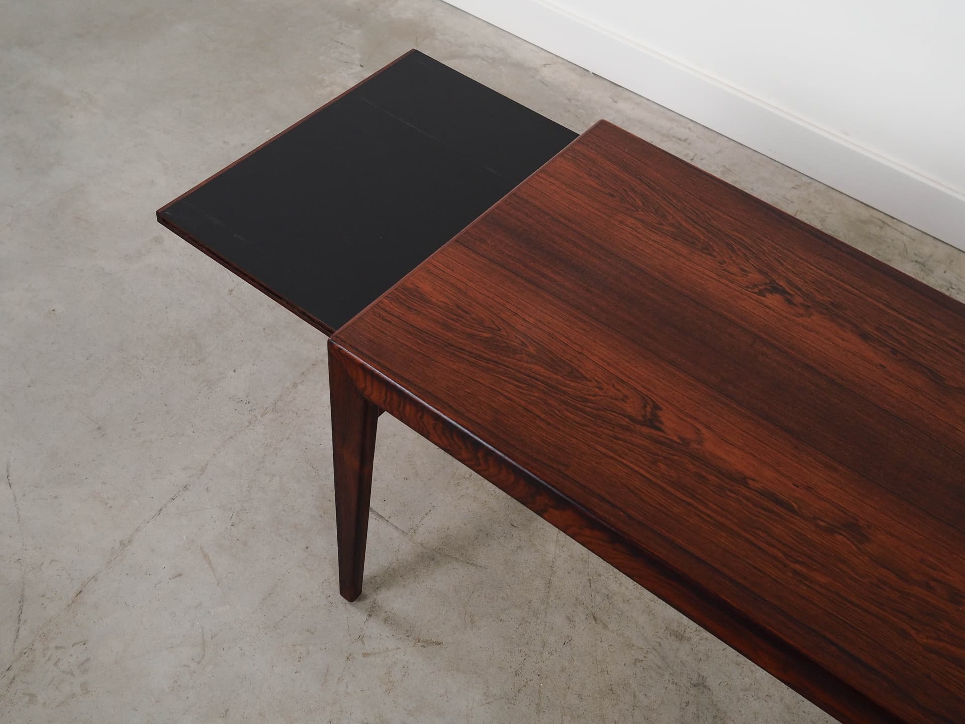 Coffee table, brown rosewood, by I. Wikkelsø, Denmark, 1970s. - 288530